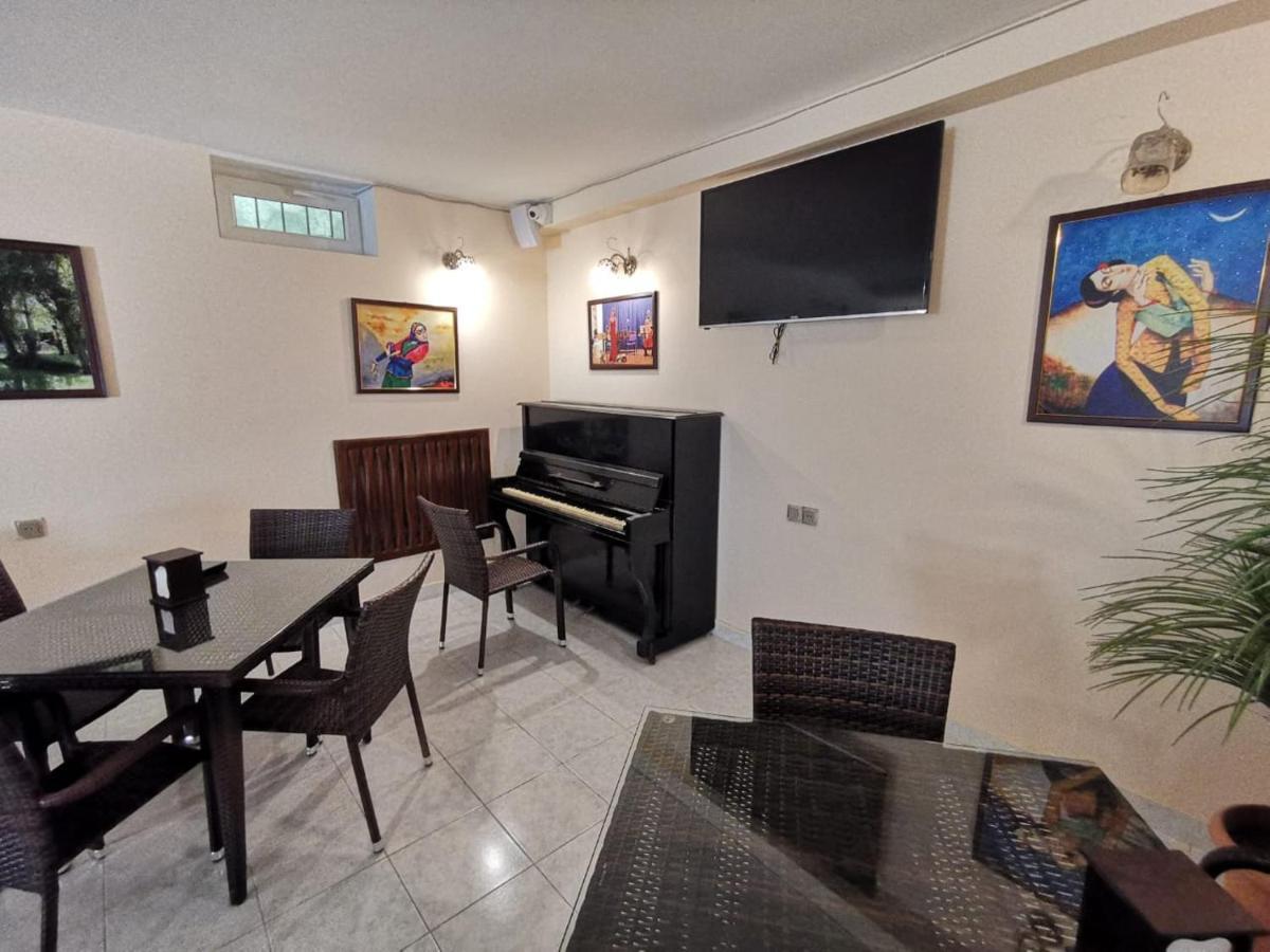 Soprano Butik Hotel Baky Esterno foto